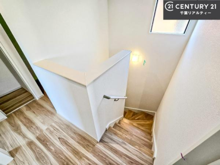 ���̑����� �K�i�͖��邭�萠������Ă��܂��B���q�l�₲�N�z�̕������S���Ă����p�����܂��ˁB