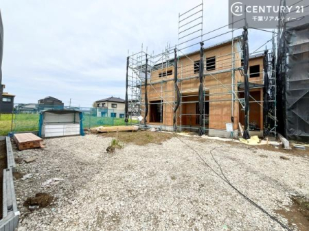 ���ԏ� ���ԃX�y�[�X��2�䕪����܂��I�Z�J���h�J�[�͂������A�o�C�N�⎩�]�ԂȂǂ��u���ꏊ�ɍ���܂���B