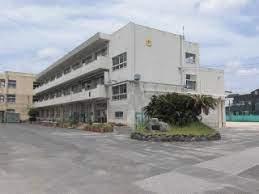 ���ӊ� �y���w�Z�z�s��s����O���w�Z�F840m