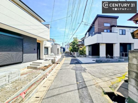 �O�ʓ��H�܂ތ��n�ʐ^ ���ӊ���A���q�l�̂���]�ɍ������������ꏏ�ɂ��ē���v���܂��B�Z��[���A�h�o�C�U�[�ɂ�邲���k������܂��B���Ђ͂��₢���킹�ɑ��Ή����܂��I���҂������܂���I