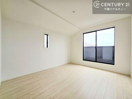 �Q�� �o���R�j�[�ɖʂ����m���́A���炩�Ȓ������������ސS�n�悢��ԁB�u�₩�Ȍ��ɕ�܂�ċC�����悭�ڊo�߂��邽�߁A�Q���ɍœK�Ȃ������ł��B���̊��C�₨�z�c���������K�ɍs���܂��B