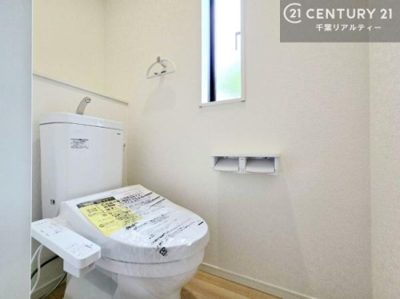 �g�C�� �������֍��ɂ��A�~��͕֍����g�����ł���̂ŗ₽���֍��ɍ��炸�ɍςފ������d�l�ł��I
