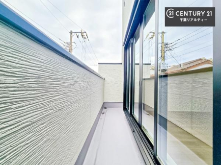 �o���R�j�[ �z������ǍD�ȃo���R�j�[�ł��I���ꂽ���ɂ͐�������n����J���I�Ȏ��Ԃ��y���߂܂��B