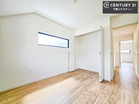 �q������ ���[�͂̂���m���ł��B����������������L�X�Ǝg���ċC�������ǂ��ł��I
�L���C�Ȗ��邢�������ŉ߂����̂́A�X�ɂ̂�т�������ł��܂��ˁI