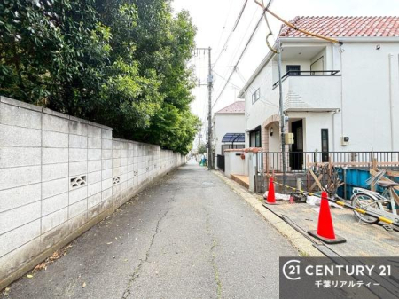 ���̑����n ���A�����������܂�����A�����̂��ē����\�ł��B�ʐ^�����ł͕�����Ȃ����邳��J�����A�Z�ݐS�n�̗ǂ����A���Ќ��n�ɂĂ��m�F���������B�V������炵�̑������A���Ђ��̋@��ɂ��̊����������B