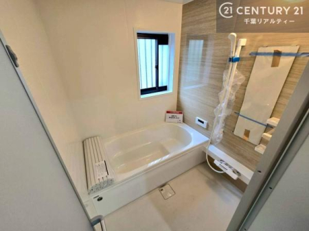���� �������������l�̕��͋C�̃o�X���[���́A�����o�Ă��ăo�X�^�C�����[���I
���d���撣���Ă��邲�J���ɂ��D�݂̍���̓����܂����āA�y����ł݂Ă͂������ł��傤���H