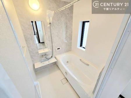 ���� �������������l�̕��͋C�̃o�X���[���́A�����o�Ă��ăo�X�^�C�����[���I
���d���撣���Ă��邲�J���ɂ��D�݂̍���̓����܂����āA�y����ł݂Ă͂������ł��傤���H