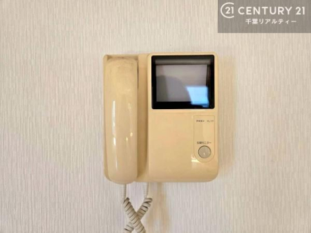 ���̑� TV���j�^�[�t�C���^�[�t�H���������B���K�҂̊���m�F���Ă���Ή��ł��邽�߁A�h�Ɩʂɂ��z�����ꂽ���S�̐ݔ��ł��B