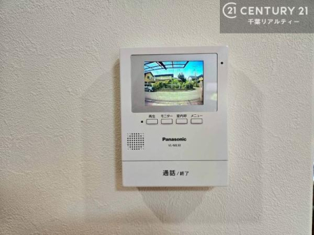 ���̑� TV���j�^�[�t�C���^�[�t�H���������B���K�҂̊���m�F���Ă���Ή��ł��邽�߁A�h�Ɩʂɂ��z�����ꂽ���S�̐ݔ��ł��B