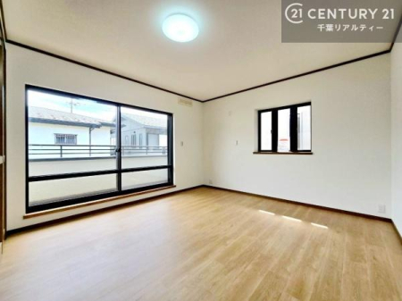 �Q�� �o���R�j�[�ɖʂ��Ă���m���ł��B���邭�����肪����A���C����������ł��܂��I���N���āA�O�ɏo�Ĕw�L�т����[�ċz�����ǂ������}������邱�Ƃ��ł��܂��B