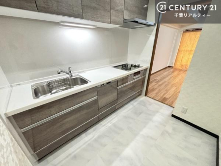 �L�b�`�� ��Ƃ����₷���V�X�e���L�b�`���ł��I���[����������t���Ă���̂ŁA�����X�y�[�X�ɕ���u���Ȃ��čςނ̂ŁA�L�X�g���āA���K�ɍ�Ƃ��ł��܂��I