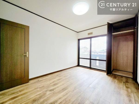 �m�� �V���v���Ƀf�U�C������Ă��邽�߁A�Ƌ��I�т܂���I
���C�ɓ���̉Ƌ��u���Ă��낰���Ԃ���邱�Ƃ��ł��܂��B