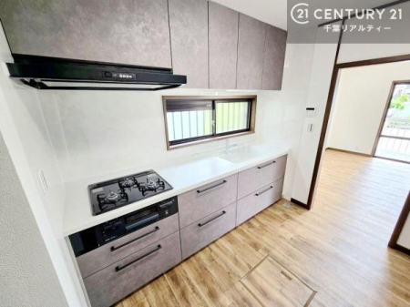 �L�b�`�� ����������悭�B����Ɨ��^�L�b�`���B�������ɏW�����₷���A���q���ɂ����S�ł��B