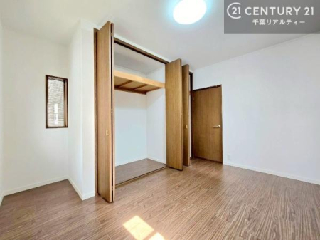 ���r���O�ȊO�̋��� ���[�X�y�[�X���[���I�������X�b�L�����ڂ��鎖���ł��܂��ˁB
�Ƌ��I�΂Ȃ��V���v���ȃf�U�C���ׁ̈A�Ƌ��I�΂����C�ɓ���̋�ԍ�肪�ł������ł��ˁB
