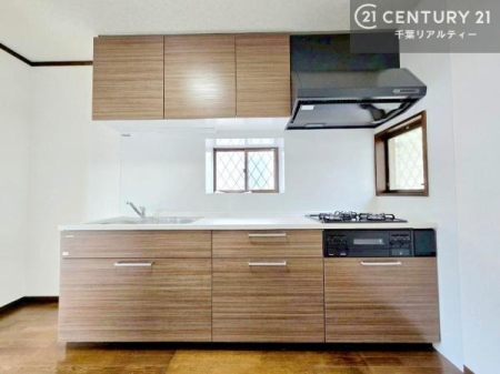 �L�b�`�� ���[�X�y�[�X���L�x�ŁA�����X�y�[�X���X�b�L���ƕЕt���Ђ�`�����p�ł��܂��I
���K�ɍ�Ƃ��ł��A�Ǝ��̌����A�b�v�I�����̗���������܂��I