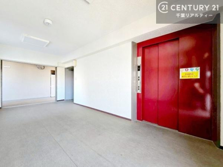 ���̑����p�� �G���x�[�^�[�����ŁA���X�̈ړ������K�B
�����̓��₨�ו��̑������ł��A�X���[�Y�ɂ��A��������܂��I