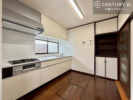 �L�b�`�� ���[�X�y�[�X���L�x�ŁA�����X�y�[�X���X�b�L���ƕЕt���Ђ�`�����p�ł��܂��I
���K�ɍ�Ƃ��ł��A�Ǝ��̌����A�b�v�I�����̗���������܂��I