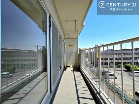 �o���R�j�[ �z������̗ǂ��o���R�j�[�ŁA�����󕨂��悭���������ł��ˁI
���V�C�̗ǂ����ɂ̓o���R�j�[�֏o�ă��t���b�V������̂��C�����悳�����ł��B