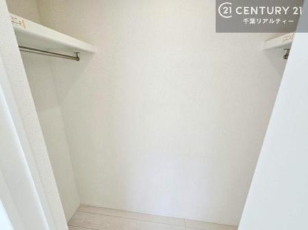 ���[ �E�H�[�N�C���N���[�[�b�g�t���ł��B��������̂��m���Ȃǂ����[���Ă��������ł��ˁI���ɂ���@�������ȂǋG�ߕ��̑傫�ȉƓd�����[�ł��܂��I