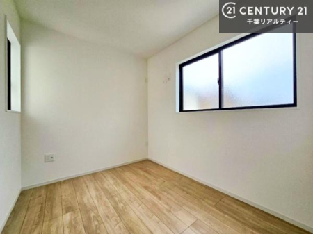 �q������ �V���v���Ń��C�A�E�g���₷���m���́A���q�l�̂������Ƃ��Ă��œK�B�����ɍ��킹�ď_��ɂ��g�����������܂��B