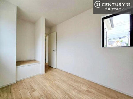 ���r���O�ȊO�̋��� ���[�X�y�[�X�����Ă��܂��I�������X�b�L�����ڂ��鎖���ł��܂��ˁB
�Ƌ��I�΂Ȃ��V���v���ȃf�U�C���ׁ̈A�Ƌ��I�΂����C�ɓ���̋�ԍ�肪�ł������ł��ˁB