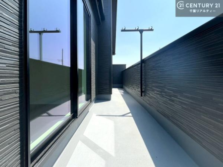 �o���R�j�[ �z������̗ǂ��o���R�j�[�ŁA�����󕨂��悭���������ł��ˁI
���V�C�̗ǂ����ɂ̓o���R�j�[�֏o�ă��t���b�V������̂��C�����悳�����ł��B