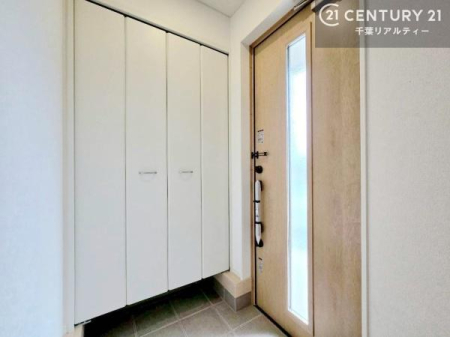 ���� ���ċA���Ă��Ă��A�������܁I�����������Ȃ�A�D�����}������Ă�����ԂɂȂ��Ă��܂��B
���邭��������錺�ւł��I