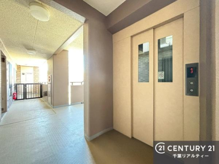 ���̑����p�� �G���x�[�^�[�����ŁA���X�̈ړ������K�B
�����̓��₨�ו��̑������ł��A�X���[�Y�ɂ��A��������܂��I