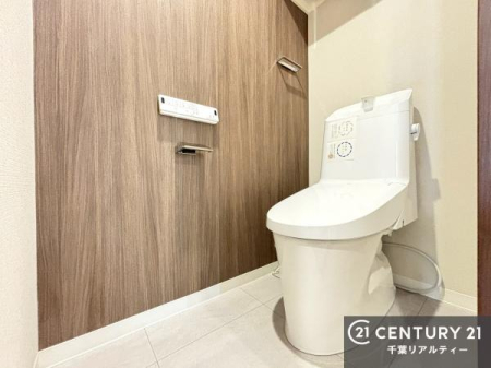 �g�C�� �������֍��ɂ��A�~��͕֍����g�����ł���̂ŗ₽���֍��ɍ��炸�ɍςފ������d�l�ł��I