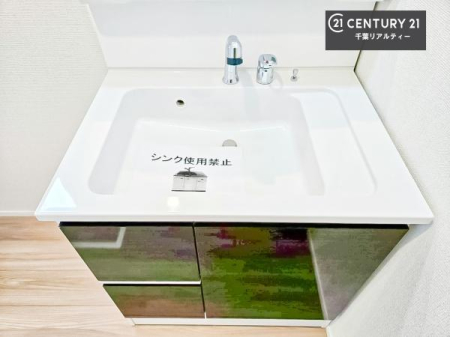 ���ʑ�E���ʏ� �[�����ʑ�{�E���́A�������˂ɂ����̂ł�����ꂪ�y�X�I���������ۂĂ܂��I
�L���C�Ȑ��ʏ��Ŏ��������̃��`�x�[�V�������オ��܂��ˁI
