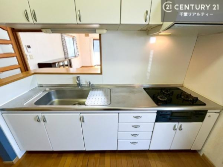 �L�b�`�� ��Ƃ����₷���V�X�e���L�b�`���ł��I���[���t���Ă���̂ŁA�����X�y�[�X�ɕ���u���Ȃ��čς݂܂��I
�L�X�g���āA���K�ɍ�Ƃ��ł��܂��I