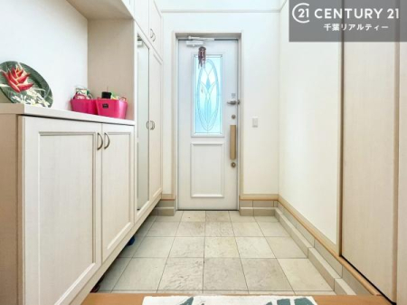 ���� ���֎��[���[�����Ă���̂ŁA���֎��肪�X�b�L���Еt�����q���ɌC�̒u����ɍ���܂���I