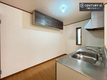 �L�b�`�� ���[�X�y�[�X���L�x�ŁA�����X�y�[�X���X�b�L���ƕЕt���Ђ�`�����p�ł��܂��I
���K�ɍ�Ƃ��ł��܂��I�����̗���������܂��I