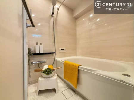 ���� �������������l�̕��͋C�̃o�X���[���́A�����o�Ă��ăo�X�^�C�����[���I
���d���撣���Ă��邲�J���ɂ��D�݂̍���̓����܂����āA�y����ł݂Ă͂������ł��傤���H