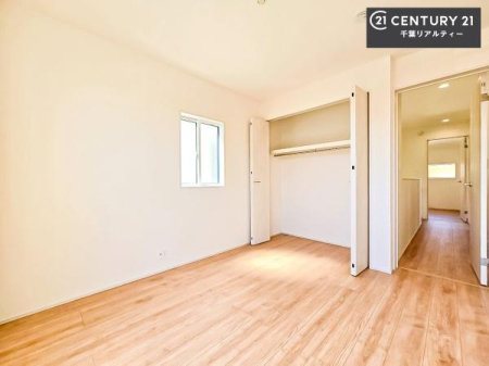 �q������ ���[�͂̂���m���ł��B����������������L�X�Ǝg���ċC�������ǂ��ł��I
�L���C�Ȗ��邢�������ŉ߂����̂́A�X�ɂ̂�т�������ł��܂��ˁI