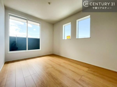 �Q�� �o���R�j�[�ɖʂ��Ă���m���ł��B���邭�����肪����A���C����������ł��܂��I���N���āA�O�ɏo�Ĕw�L�т����[�ċz�����ǂ������}������邱�Ƃ��ł��܂��B