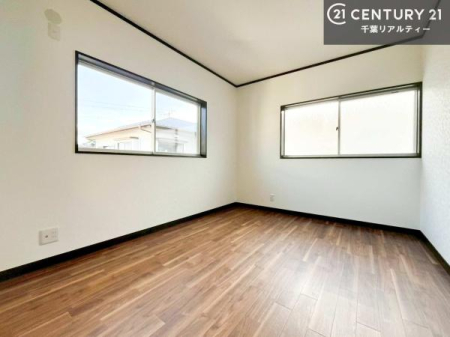 �q������ �|���o�������Ȃ��������́A���q�l�̂������Ƃ��Ă����S�ł��I
���[�X�y�[�X���[�����Ă���̂ŎU�炩�������������T�b�ƕЕt�����܂��I