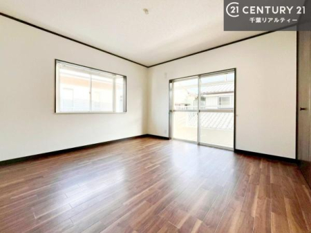�Q�� �o���R�j�[�ɖʂ��Ă���m���ł��B���邭�����肪����A���C����������ł��܂��I���N���āA�O�ɏo�Ĕw�L�т����[�ċz�����ǂ������}������邱�Ƃ��ł��܂��B