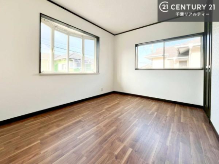 �m�� 2�ʍ̌����m�ۂ������邢�����́A���ʂ����ǂ��A���邭��ϋ��S�n�̗ǂ���ԂƂȂ��Ă���܂��B�����b�N�X���ĉ߂�����S�n�̗ǂ��������ł��I