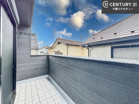 �o���R�j�[ �z������̗ǂ��o���R�j�[�ŁA�����󕨂��悭���������ł��ˁI
���V�C�̗ǂ����ɂ̓o���R�j�[�֏o�ă��t���b�V������̂��C�����悳�����ł��B