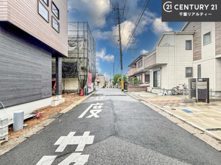 �O�ʓ��H�܂ތ��n�ʐ^ ���ӊ���A���q�l�̂���]�ɍ������������ꏏ�ɂ��ē���v���܂��B�Z��[���A�h�o�C�U�[�ɂ�邲���k������܂��B���Ђ͂��₢���킹�ɑ��Ή����܂��I���҂������܂���I