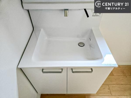 ���ʑ�E���ʏ� �[�����ʑ�{�E���́A�������˂ɂ����̂ł�����ꂪ�y�X�I���������ۂĂ܂��I
�L���C�Ȑ��ʏ��Ŏ��������̃��`�x�[�V�������オ��܂��ˁI