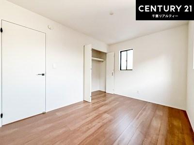 �Q�� ���[�͂̂���m���ł��B����������������L�X�Ǝg���ċC�������ǂ��ł��I
�L���C�Ȗ��邢�������ŉ߂����̂́A�X�ɂ̂�т�������ł��܂��ˁI