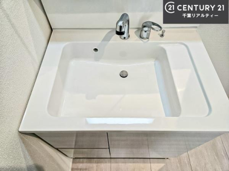 ���ʑ�E���ʏ� �[�����ʑ�{�E���́A�������˂ɂ����̂ł�����ꂪ�y�X�I���������ۂĂ܂��I
�L���C�Ȑ��ʏ��Ŏ��������̃��`�x�[�V�������オ��܂��ˁI