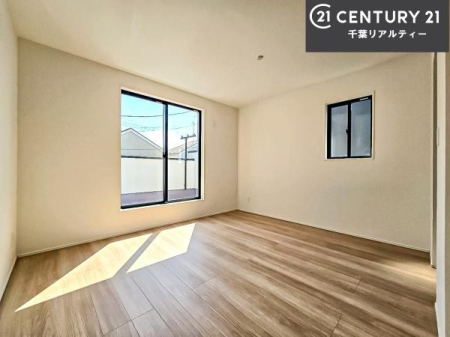 �m�� �o���R�j�[�ɖʂ��Ă���m���ł��B���邭�����肪����A���C����������ł��܂��I���N���āA�O�ɏo�Ĕw�L�т����[�ċz�����ǂ������}������邱�Ƃ��ł��܂��B
