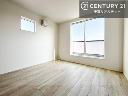 �m�� �o���R�j�[�ɖʂ��Ă���m���ł��B���邭�����肪����A���C����������ł��܂��I���N���āA�O�ɏo�Ĕw�L�т����[�ċz�����ǂ������}������邱�Ƃ��ł��܂��B�i�{�H��j
