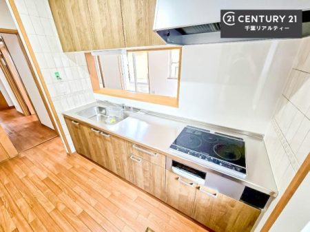 �L�b�`�� ���[�X�y�[�X���L�x�ŁA�����X�y�[�X���X�b�L���ƕЕt���Ђ�`�����p�ł��܂��I
���K�ɍ�Ƃ��ł��܂��I�����̗���������܂��I