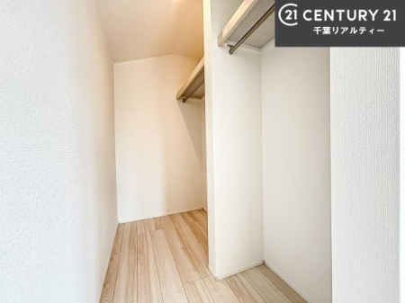 ���[ �E�H�[�N�C���N���[�[�b�g�t���ł��B��������̂��m���Ȃǂ����[���Ă��������ł��ˁI���ɂ���@�������ȂǋG�ߕ��̑傫�ȉƓd�����[�ł��܂��I