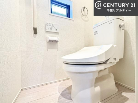 �g�C�� �������֍��ɂ��A�~��͕֍����g�����ł���̂ŗ₽���֍��ɍ��炸�ɍςފ������d�l�ł��I�V���v���ȃJ���[����Ƃ��Ă���̂ŁA������ꂪ���₷���ł��B
