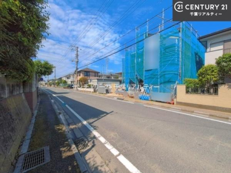 �O�ʓ��H�܂ތ��n�ʐ^ ���ӊ���A���q�l�̂���]�ɍ������������ꏏ�ɂ��ē���v���܂��B�Z��[���A�h�o�C�U�[�ɂ�邲���k������܂��B���Ђ͂��₢���킹�ɑ��Ή����܂��I���҂������܂���I